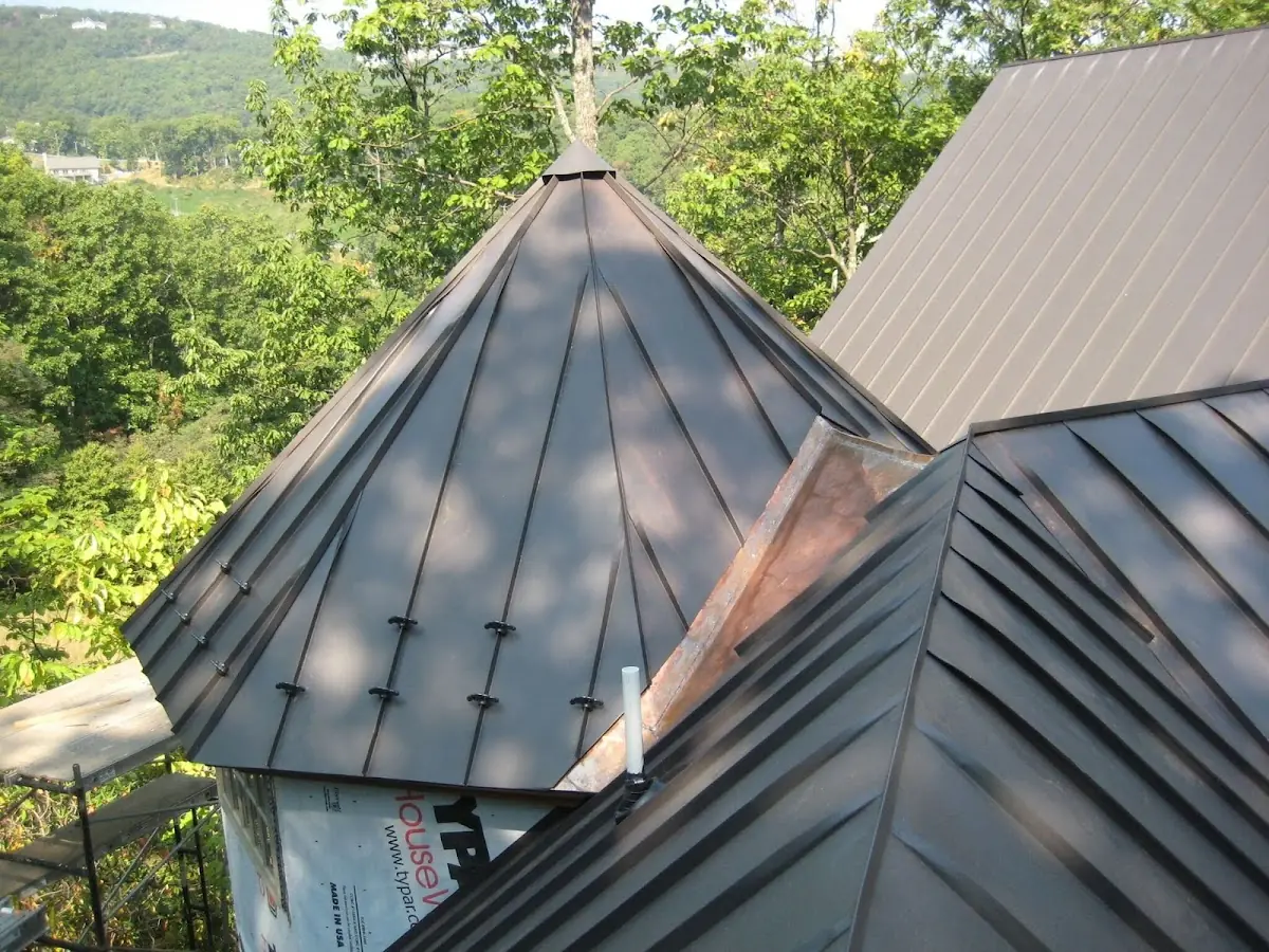 Professional Gutter Cleaning by Craftsman Roofing in Lucerne Valley